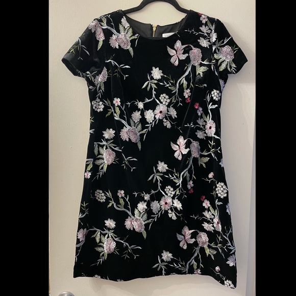 Calvin Klein Dresses & Skirts - Calvin Klein Velvet Dress